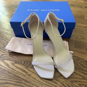 Brand new Stuart Weitzman Amelina Heels - size 8